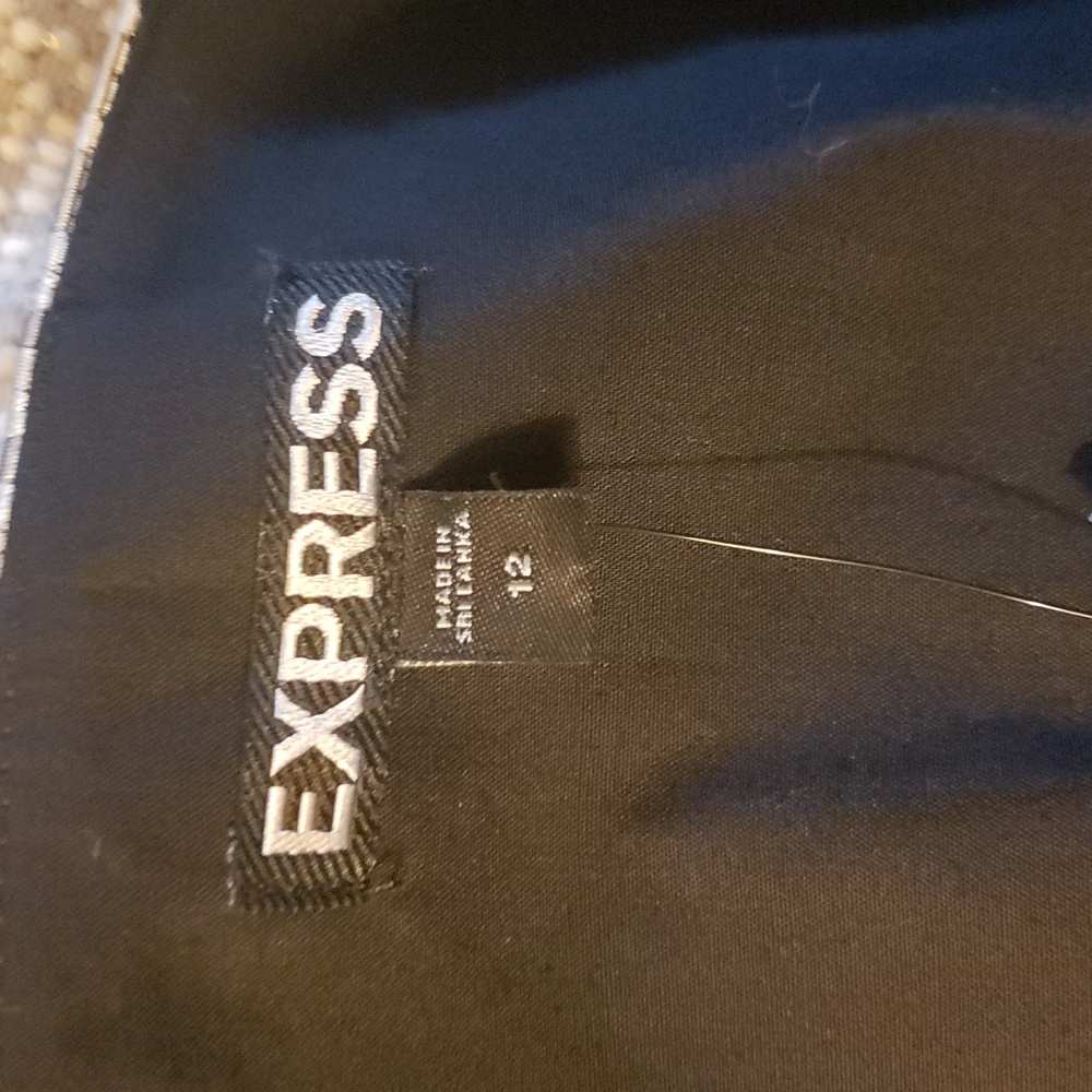 Express Golden Mini Skirt - Picture 5 of 7